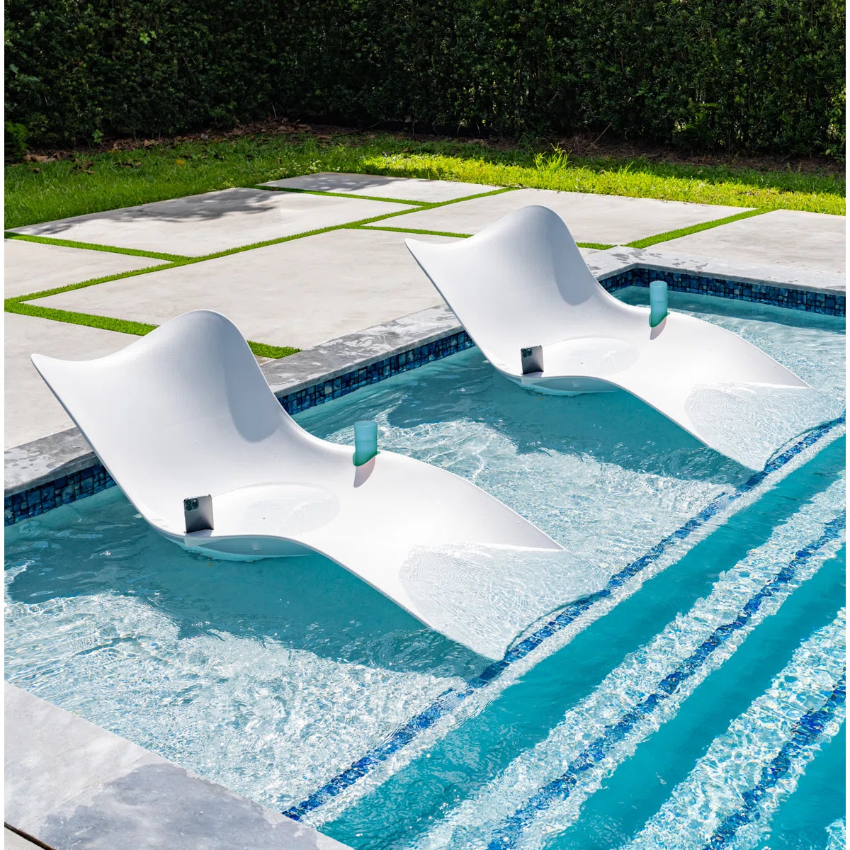 Set de 2 tumbonas para piscina